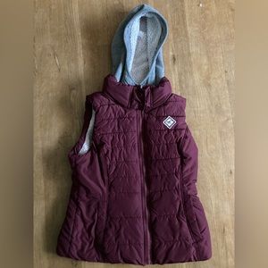 Hollister vest